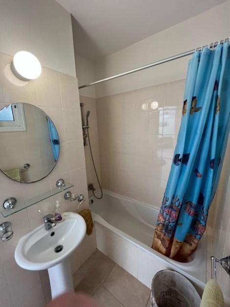 The Holiday Flat, Gateway To Desired Experiences Pégeia Exteriör bild